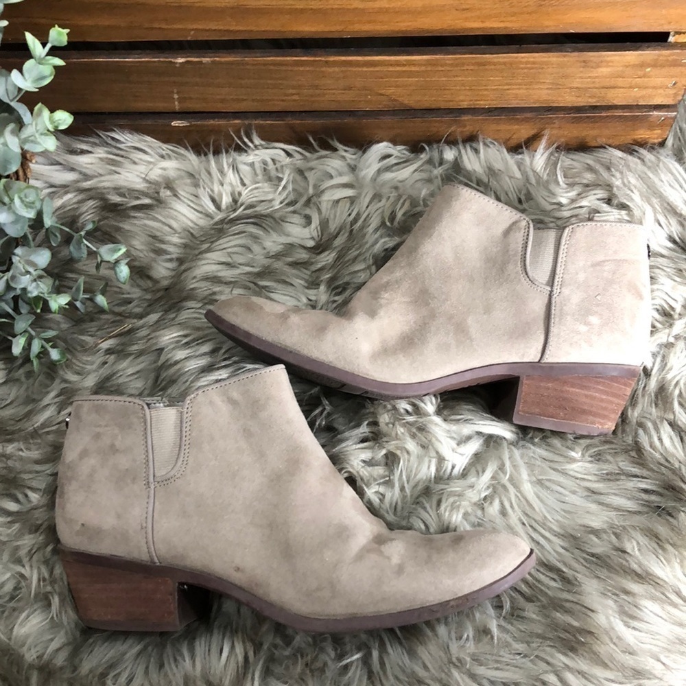 𝅺CIRCUS by Sam Edelman Booties